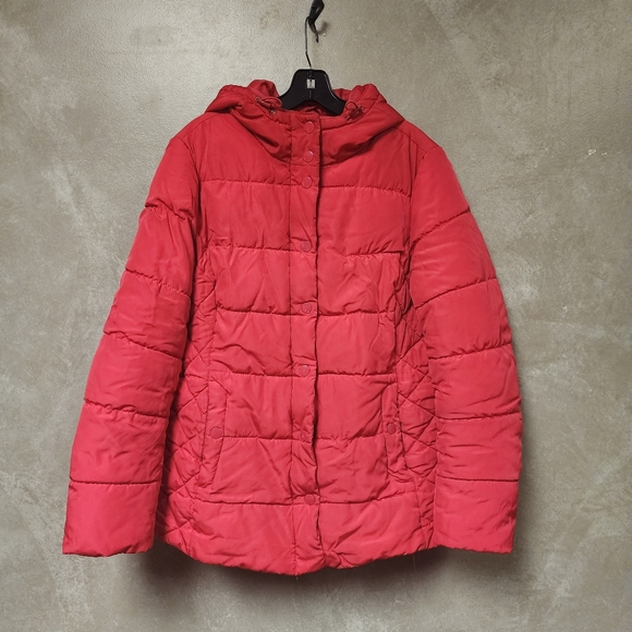 St. John's Bay Water Resistant Red Puffer Jacket With Attached Hood Size XL - Picture 3 of 9